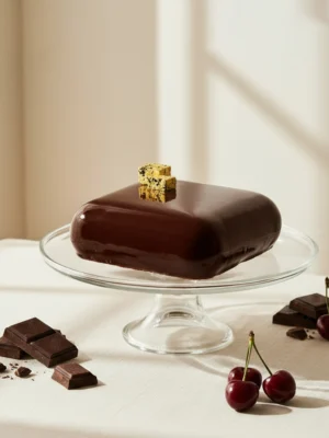 Tort Belvedere Noir z wiśniami <br> ~